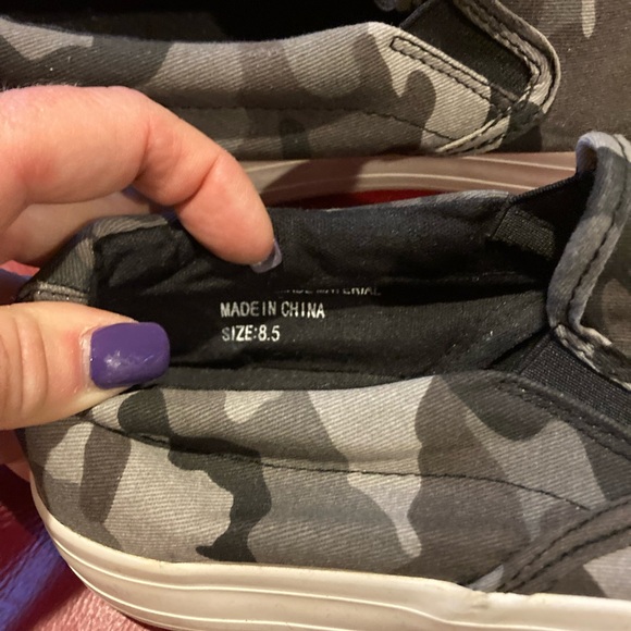 NWOT. Camo slip on sneaker ! - Picture 3 of 5